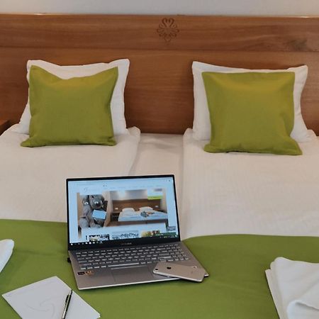 Hotel Bachledowka Czerwienne Екстериор снимка